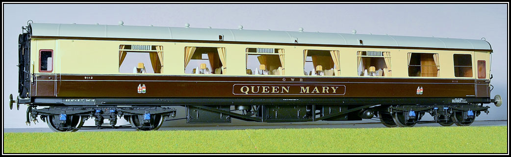 GWR Super Saloon Class Coach