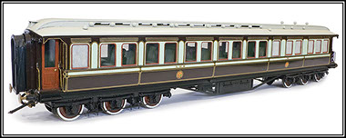 LMS Royal Train 12 wheel Dining Car in LNWR colours LMS Royal Train 12 wheel Dining Car in LNWR colours